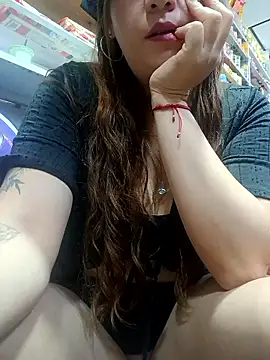 Snapshot of miss_berlyn chatting on January 9, 2026, 9:00 pm miss berlyn online show from January 9, 2026, 9:00 pm