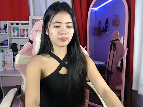 pinay sharmelyn online show from March 11, 2026, 3:06 pm