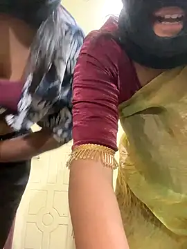 Snapshot of maya_telugu_22 chatting on December 5, 2025, 4:49 pm maya telugu 22 online show from December 5, 2025, 4:49 pm