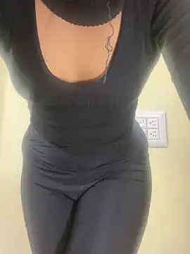 Snapshot of maya_telugu_22 chatting on February 10, 2026, 4:50 pm maya telugu 22 online show from February 10, 2026, 4:50 pm