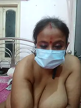 Snapshot of Barna_Love chatting on February 14, 2026, 10:21 pm Barna Love online show from February 14, 2026, 10:21 pm