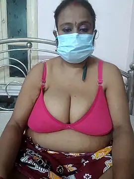 Snapshot of Barna_Love chatting on November 12, 2025, 6:12 pm Barna Love online show from November 12, 2025, 6:12 pm