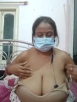 Snapshot of Barna_Love chatting on March 18, 2026, 6:31 pm Barna Love online show from March 18, 2026, 6:31 pm