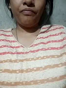 Snapshot of Snehabeauti chatting on November 10, 2025, 6:57 pm Snehabeauti online show from November 10, 2025, 6:57 pm