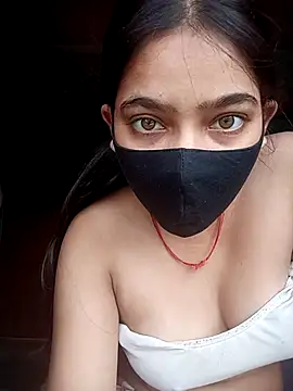 Snapshot of Snehabeauti chatting on October 9, 2025, 4:13 am Snehabeauti online show from October 9, 2025, 4:13 am