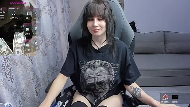 MistyDark online show from June 15, 2026, 11:32 am