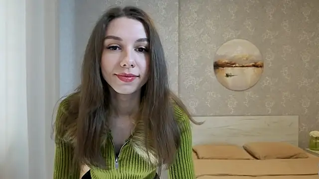 Snapshot of KellyShines chatting on April 13, 2026, 8:18 am KellyShines online show from April 13, 2026, 8:18 am