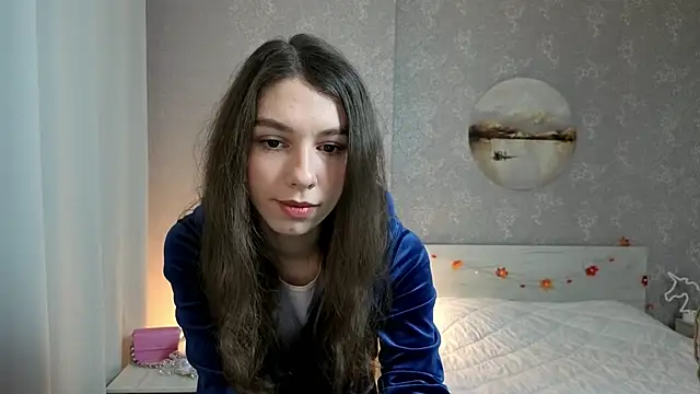 Snapshot of KellyShines chatting on November 30, 2025, 10:49 am KellyShines online show from November 30, 2025, 10:49 am