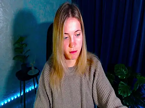 arlana klart online show from September 23, 2025, 1:12 am