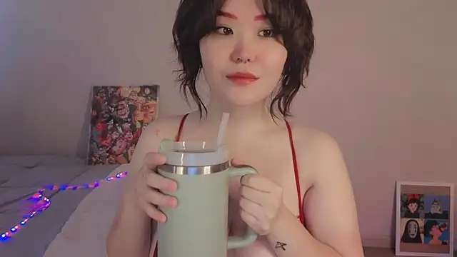 tsunade chan online show from July 13, 2026, 4:23 am