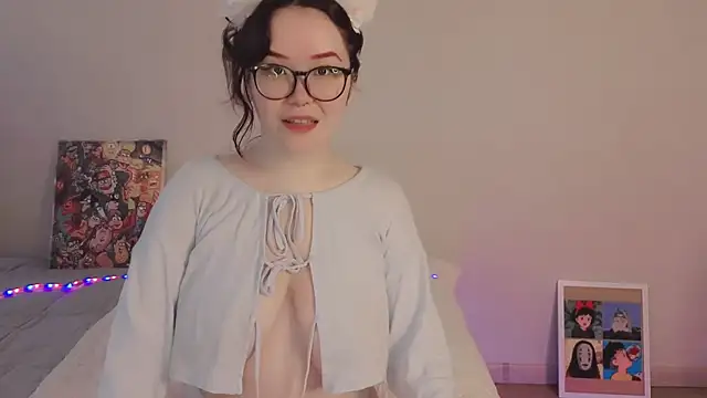 tsunade chan online show from July 27, 2026, 4:19 am