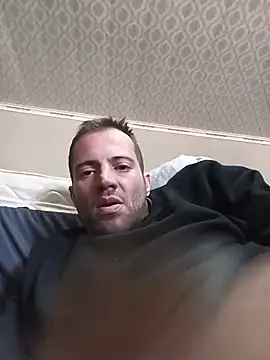 Johan199118 online show from July 16, 2026, 12:13 pm