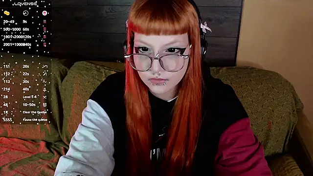 mia  yui online show from March 18, 2026, 10:32 pm