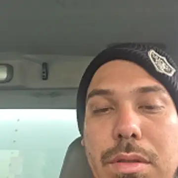 luis97fer online show from May 1, 2026, 5:29 pm