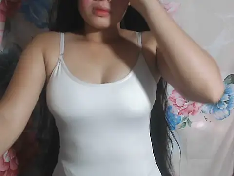 Katie Winslet online show from September 20, 2025, 2:49 am