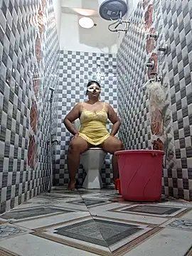 Snapshot of SIMIHOT chatting on March 10, 2026, 9:02 am SIMIHOT online show from March 10, 2026, 9:02 am