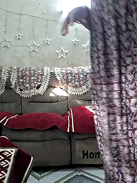 SIMIHOT online show from November 19, 2025, 8:36 am