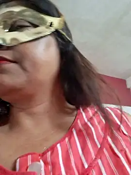 SIMIHOT online show from July 15, 2026, 8:54 am