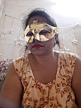 SIMIHOT online show from July 6, 2026, 3:03 pm