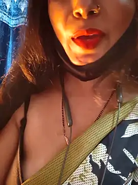 Sonalihot  online show from December 17, 2025, 7:24 am