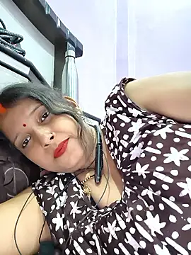 Sonalihot  online show from April 28, 2026, 9:35 am
