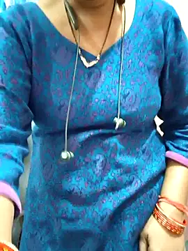 Sonalihot  online show from December 1, 2025, 6:03 am