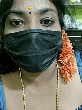 Snapshot of Tamil_Mithra chatting on March 11, 2026, 6:13 pm Tamil Mithra online show from March 11, 2026, 6:13 pm