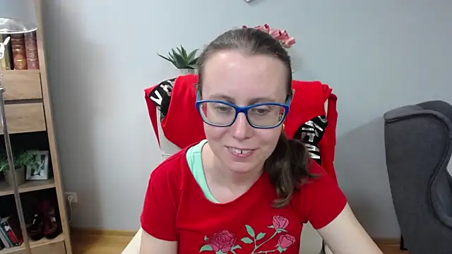 sweetxLizzy online show from May 5, 2026, 6:16 am