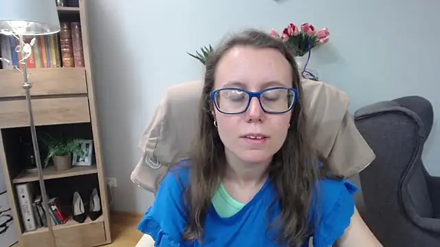 sweetxLizzy online show from June 12, 2026, 4:32 am