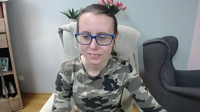 sweetxLizzy online show from April 27, 2026, 4:21 am