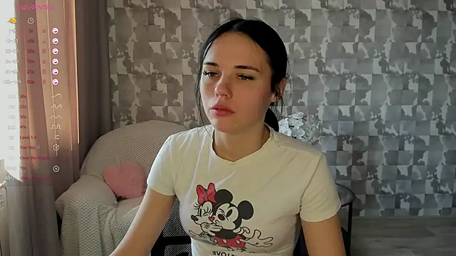 Kseni a online show from September 29, 2025, 10:11 am