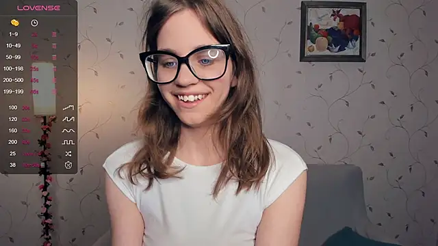 JoanBaggott online show from October 15, 2025, 7:22 pm