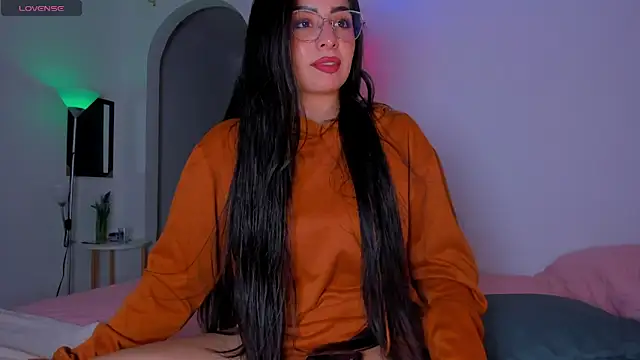 latingabby online show from October 15, 2025, 9:34 pm