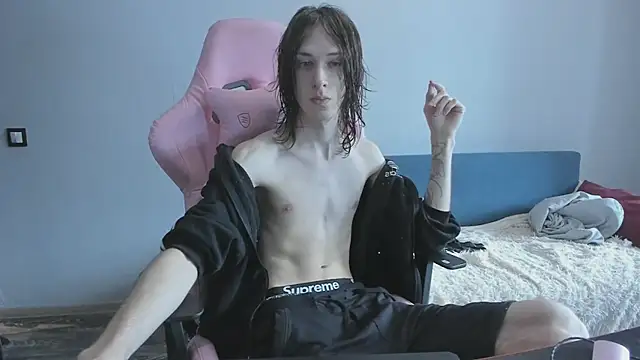 Snapshot of eleganc3 chatting on March 3, 2026, 6:53 am eleganc3 online show from March 3, 2026, 6:53 am