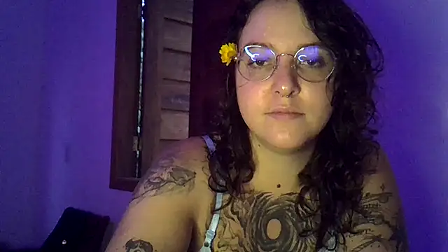 Snapshot of Blue_Liz chatting on November 22, 2025, 8:51 pm Blue Liz online show from November 22, 2025, 8:51 pm