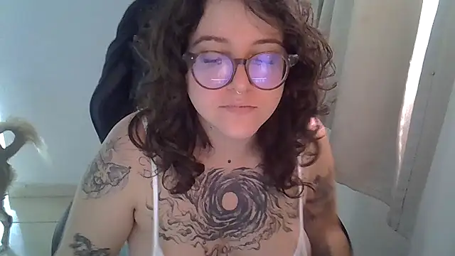 Snapshot of Blue_Liz chatting on September 19, 2025, 11:36 am Blue Liz online show from September 19, 2025, 11:36 am