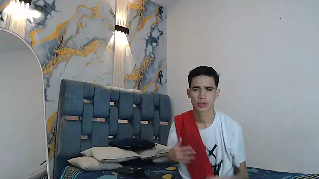 TWINKS BOYS1 online show from January 31, 2026, 7:56 pm