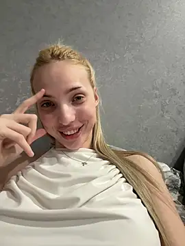 olivia soft online show from July 10, 2026, 10:43 pm