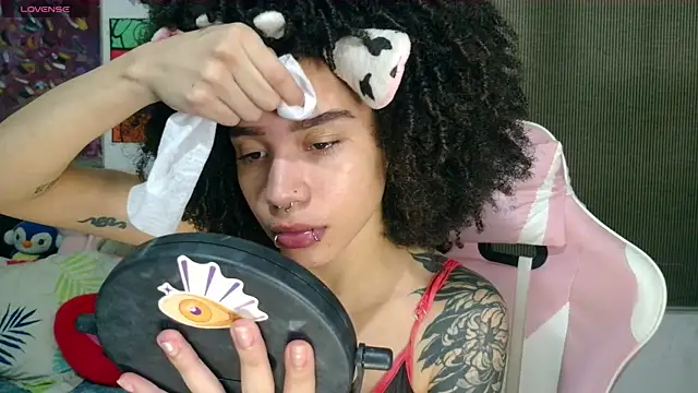 bettyboo2801 online show from June 25, 2026, 3:48 am