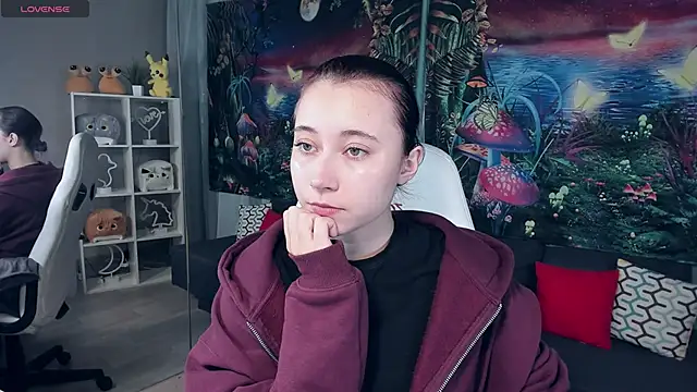 ClaraParks online show from September 14, 2025, 6:08 pm