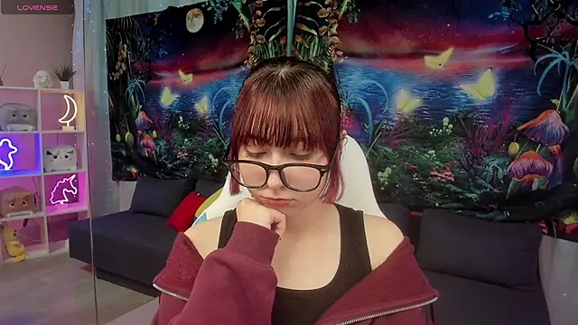 ClaraParks online show from November 15, 2025, 4:55 pm