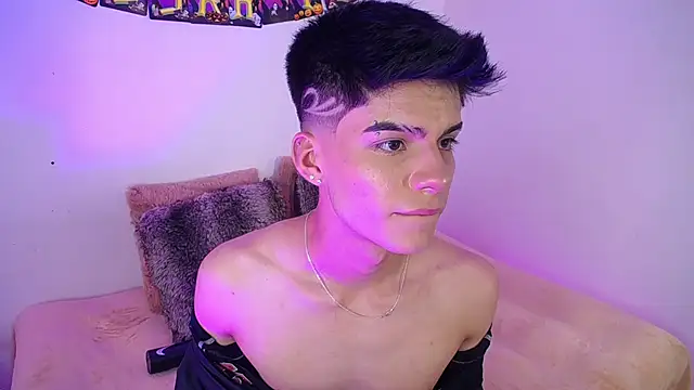 Dulcey  online show from October 8, 2025, 3:52 am