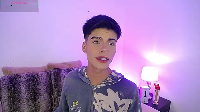 Dulcey  online show from September 27, 2025, 4:07 am