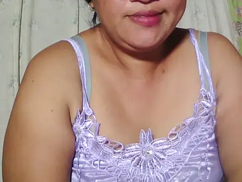 hotolivia34 online show from October 6, 2025, 6:58 am