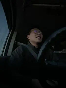 koukou322 online show from December 21, 2025, 9:48 pm