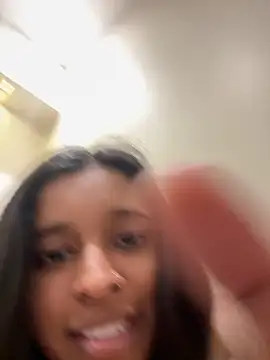 desitease online show from October 9, 2025, 7:25 pm