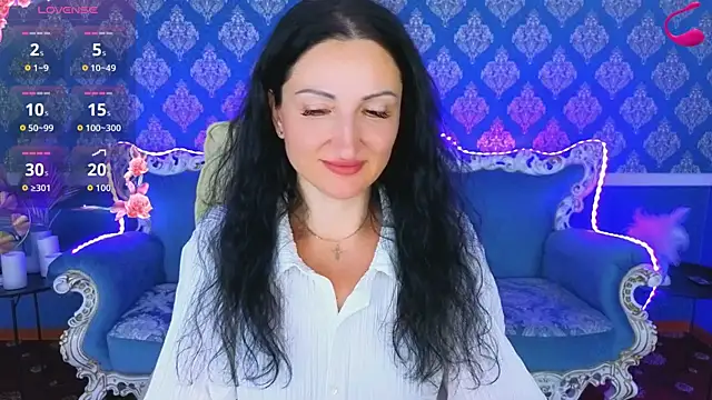 MissRossi online show from July 6, 2026, 7:05 pm