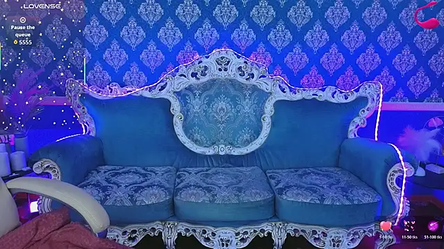 MissRossi online show from June 6, 2026, 7:19 pm