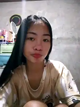 SweetMissPinay18 online show from May 12, 2026, 8:15 pm