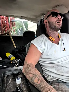 joeyoneill online show from September 17, 2025, 7:49 pm